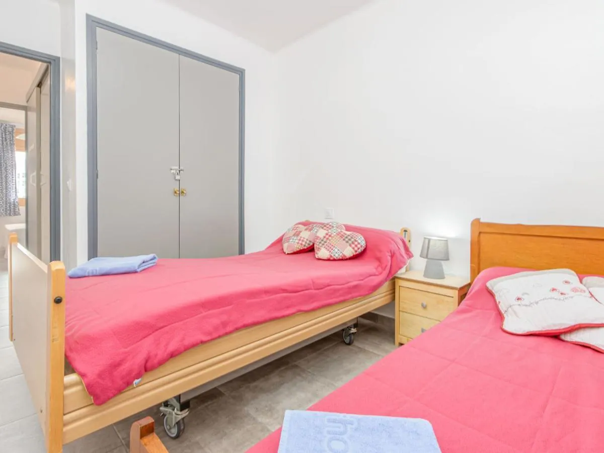 Apartment Roses 5 By Interhome